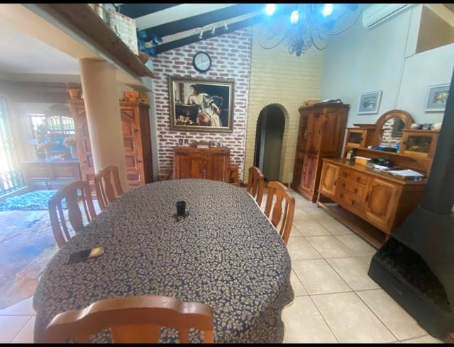 4 BEDROOM HOUSE FOR SALE IN DENNESIG